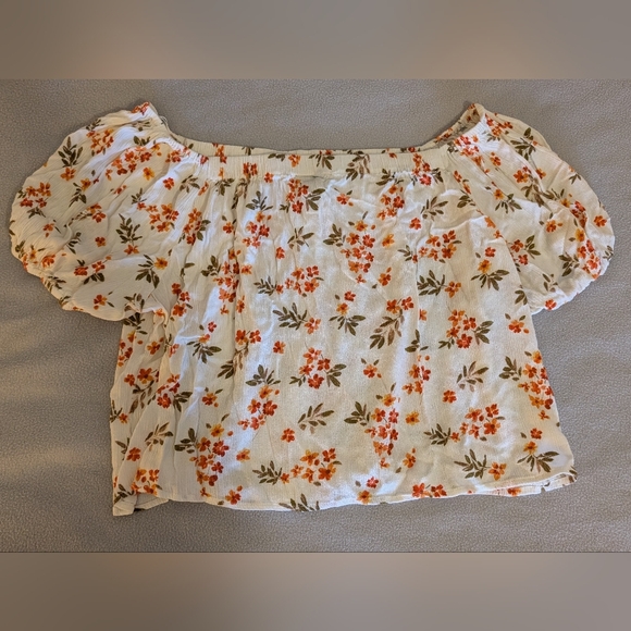 RUE21 XL - White floral off shoulder cropped top! - Picture 2 of 4
